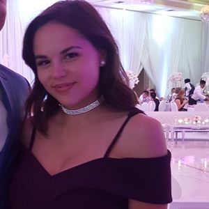 Meet your Posher, Natalie